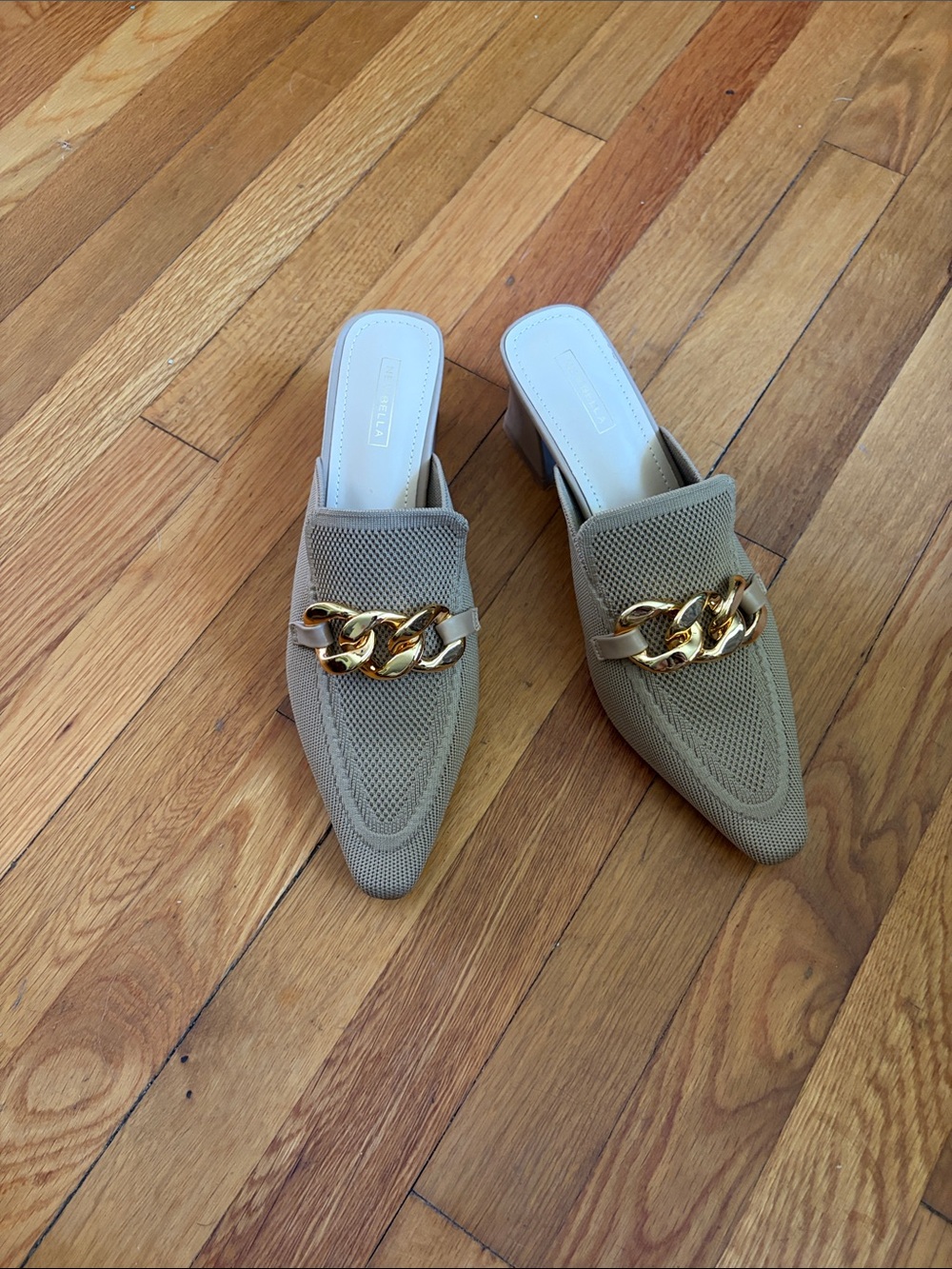 Newbella Chain-Trim Pointed Toe Mule in Taupe NWT Sz. 10